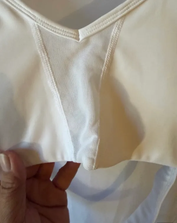 Buffbunny white sports bra - Image 3