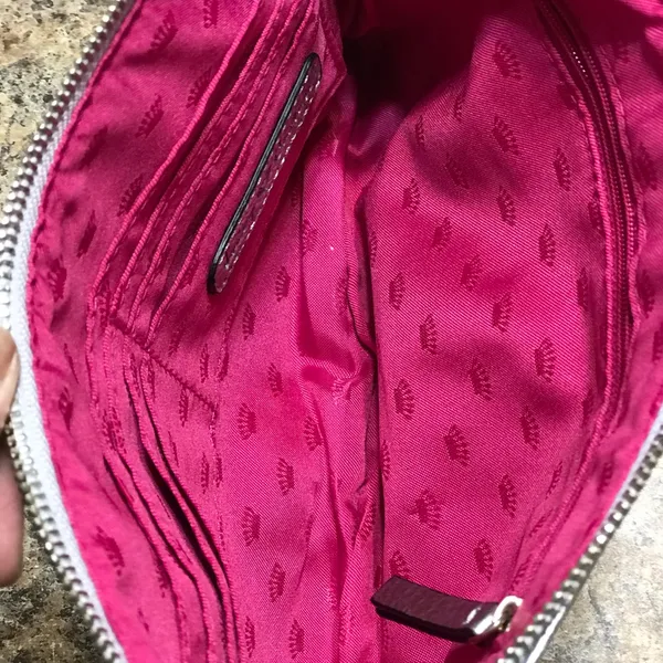Juicy Couture “love” hand bag - Image 5