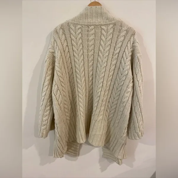 Size Large Cardigan Sweater Beige Cream Chunky Knit Long Wide Sleeved - Image 3