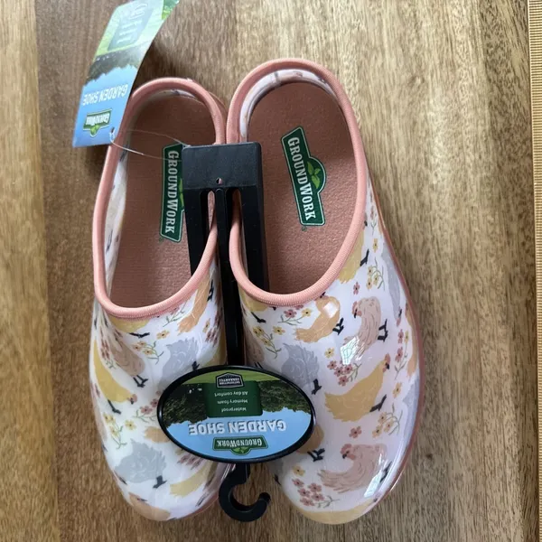 GroundWork Garden Clogs Womens 7 Chicken Print Peach Slip On Shoes Waterproof - Image 2