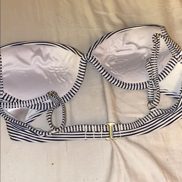 Women’s stripped Bikini top Black - Image 2