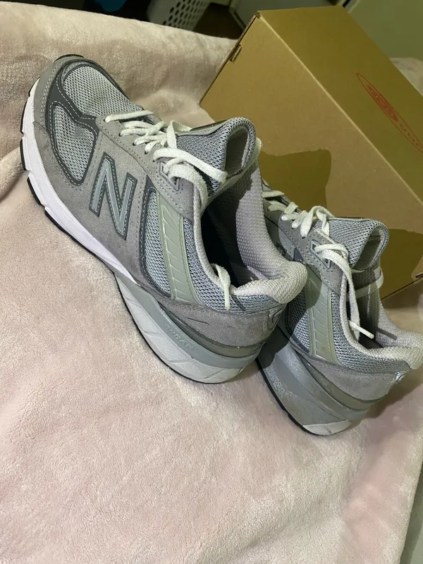 New Balance 990v5 Sneakers Women’s Shoes Size 8 - Image 4