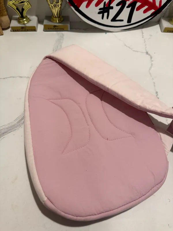 Hurley Horizon Bag Crossbody Pink - Image 2