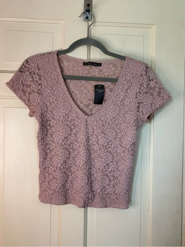 Abercrombie And Fitch Top Size Small Pink Floral Lace V-Neck Short Sleeve New - Image 8