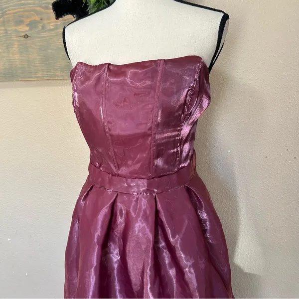 Radiant Direction Mauve Purple Strapless Midi Dress With Pockets - Image 4