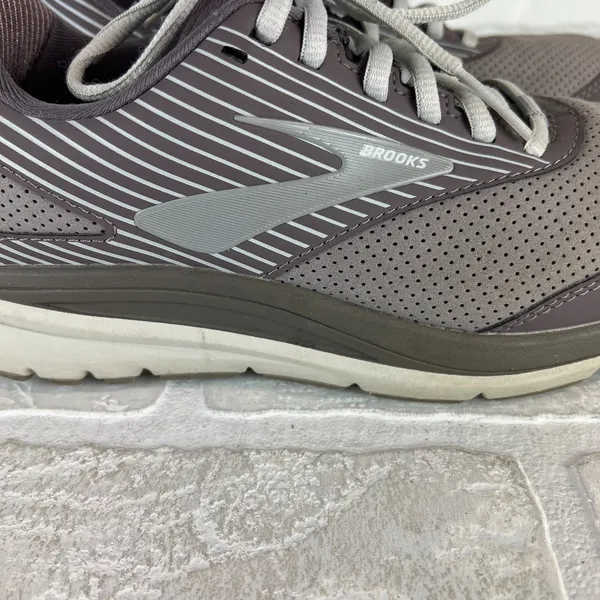 Brooks Addiction Walker Suede‎ Sneaker Shoes Womens 8 Shark Alloy Oyster Lace Up - Image 3