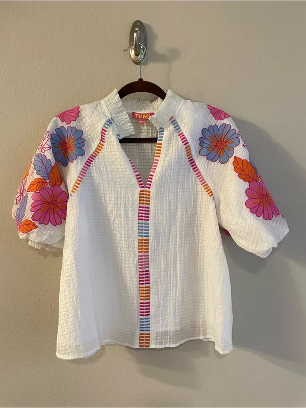 THML Floral Embroidered Puff Sleeves Ruffle Neck Texture Popover Top Size Small - Image 3
