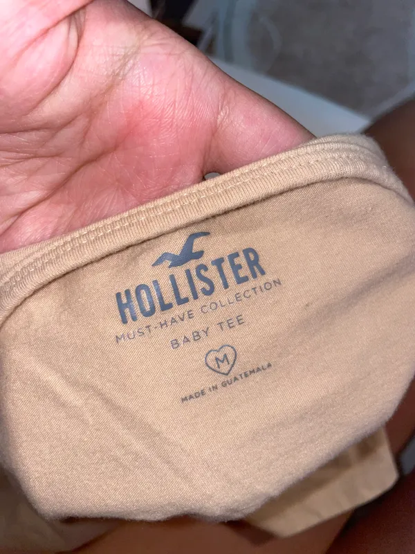 Hollister Ruched Baby Tee - Image 5