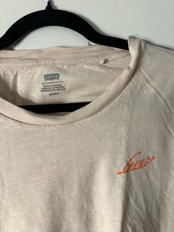 Levi’s Crop Top - Image 2