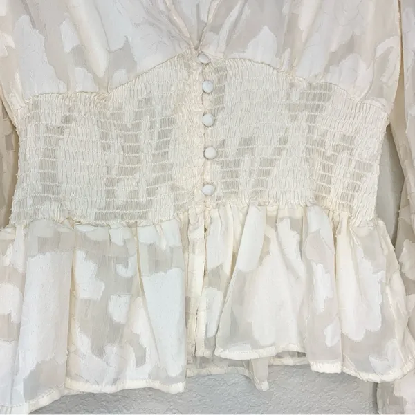 NWT Lulus Patio Date Ivory Floral Jacquard Button-Up Long Sleeve Top Size M - Image 10