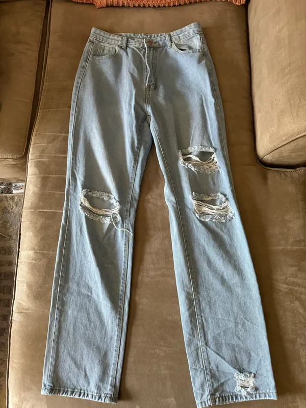 SheIn High Rise Ripped Straight Jeans - Image 5