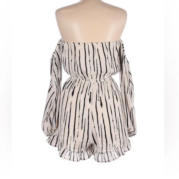 Wild Honey Womens Off Shoulder Romper Cream‎ Black Stripe Balloon Sleeve Medium - Image 2