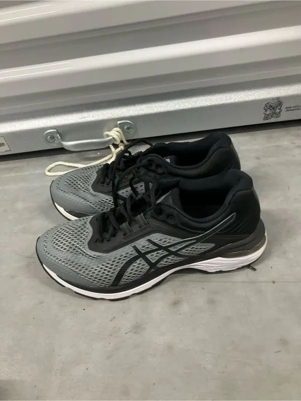 Asics Women's GT-2000 6 Lace Up Low Top Training Running Athletic Sneakers 8.5 - Image 3
