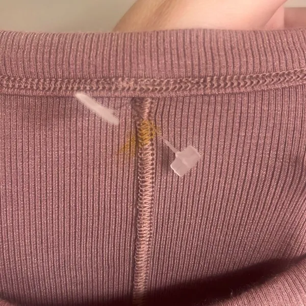 ✨Lululemon Hold Tight Cropped Tank Twilight Rose Sz Medium Top✨ - Image 8
