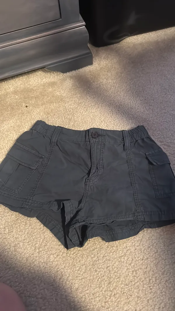 Urban Outfitters Shorts - Image 3