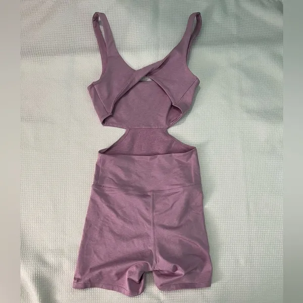 WellBeing + BeingWell LoungeWell Ziggy 4 Inch Romper‎ XXS Athleisure Pilates - Image 2