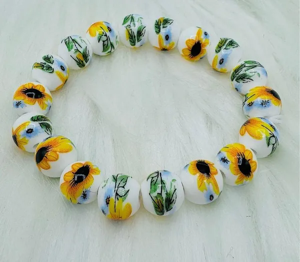 The Sunflower Bracelet & Earring Duo Bundle White - Image 3