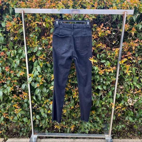 Zara // Black Hi-rise Skinny Jeans - Image 5