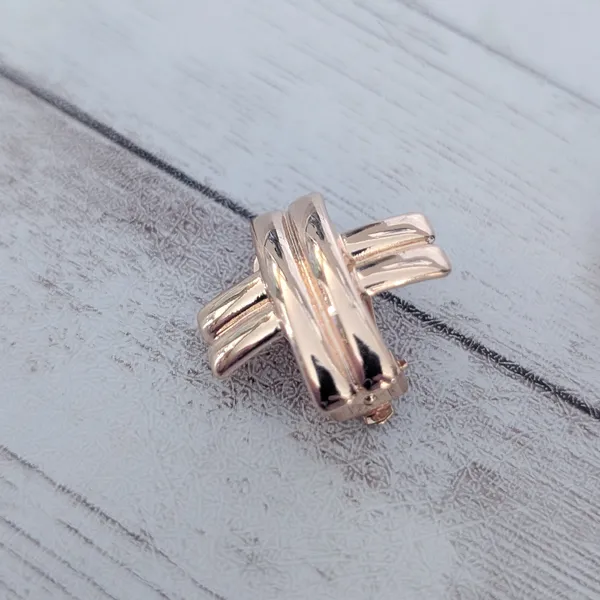 Vintage Clip On Earrings Warm Gold Tone Crossover Statement Large - Image 4