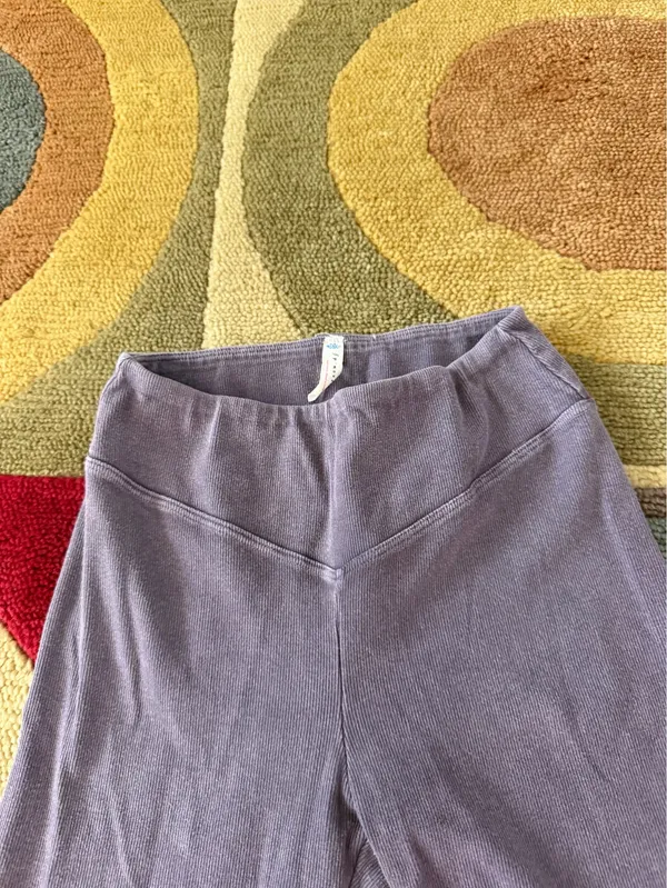 FP Movement Right on Ribbed Flare Cropped Pants High Rise Dusky Washed Purple S - Image 3