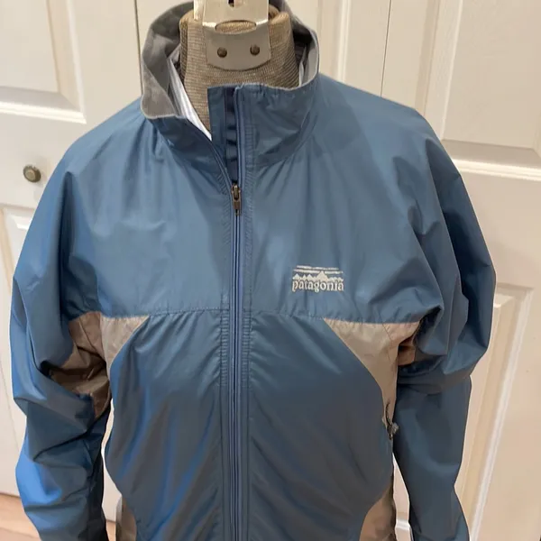 Patagonia vintage blue/gray fleece lined full zip lightweight jacket - Image 3