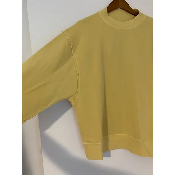 NWT ALO Yoga Washed Freestyle Sweatshirt Sulphur Wash Yellow Large - Image 6