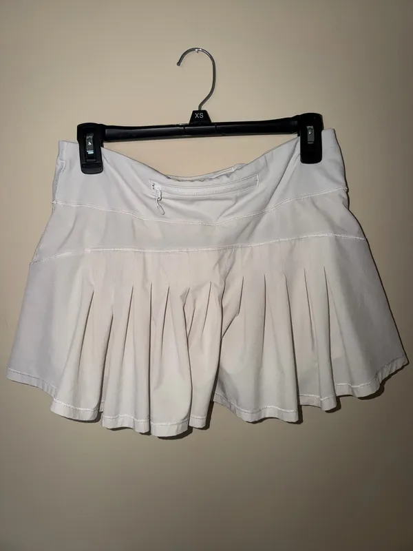 Lululemon skort - Image 2