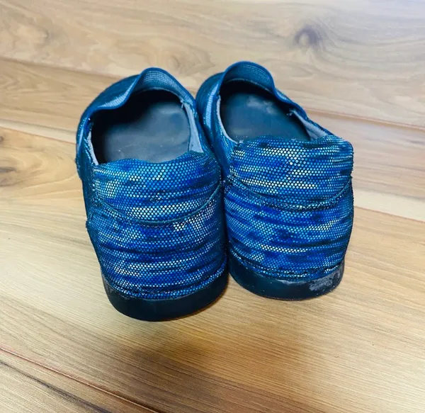 Glee Wavy Navy Blue Slip On Loafer Shoes size 11.5 - Image 4