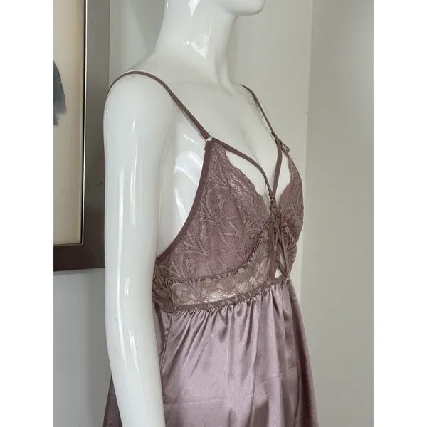 Women's Satin Chemise Nightgown Lace Lattice Strappy Slip Dress Mauve Size M - Image 5