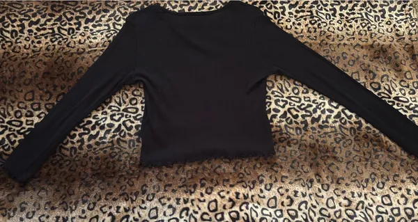 Altar'd State Top Long Sleeve - Image 2