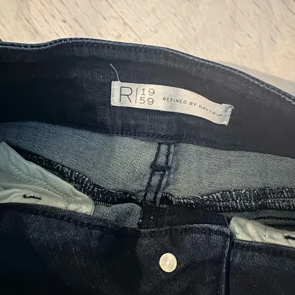 R1959 refined by daytrip size 27 darkwash - Image 5