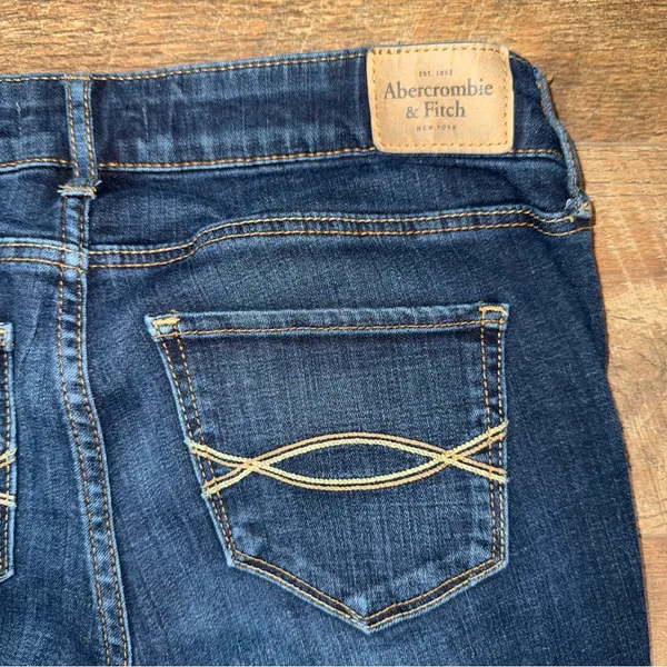 Abercrombie & Fitch Women’s Skinny Jeans - Image 16
