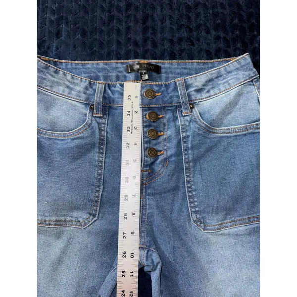 Daily Thread Women's Flare Jeans Front Pockets Button Fly Light Wash Denim Sz 4‎ - Image 8
