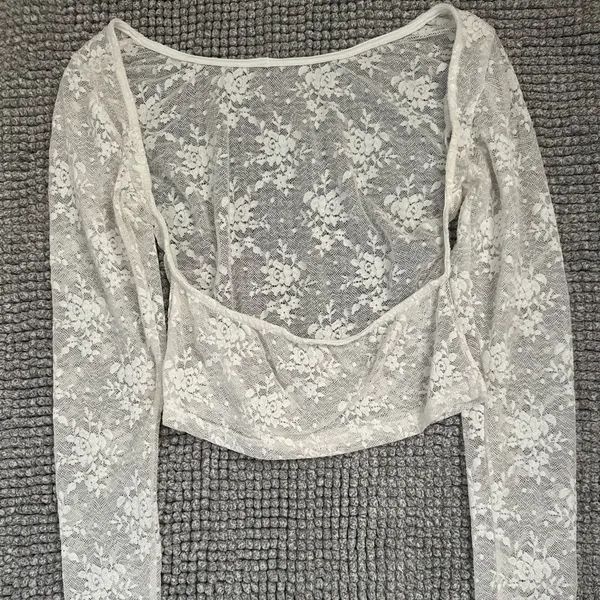 Edikted white lace long sleeve bodysuit - Image 2