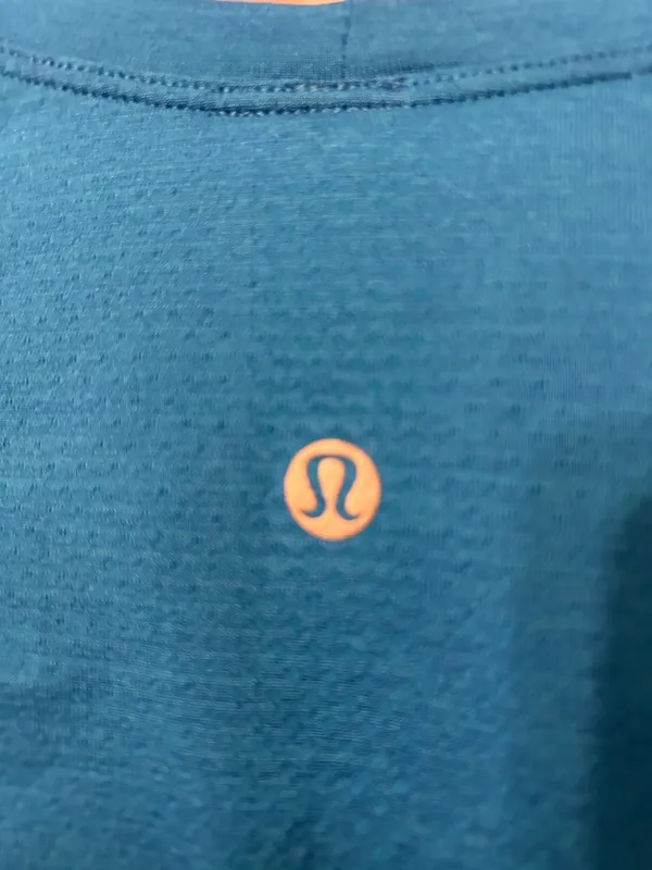 Lululemon Swiftly Tech Short Sleeve Tee Shirt 2.0 Race Length (Poolside Color) - Image 4