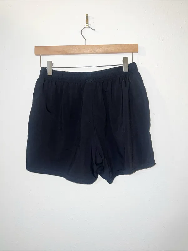 Gymshark women’s black pull on unlined active running shorts - Image 4