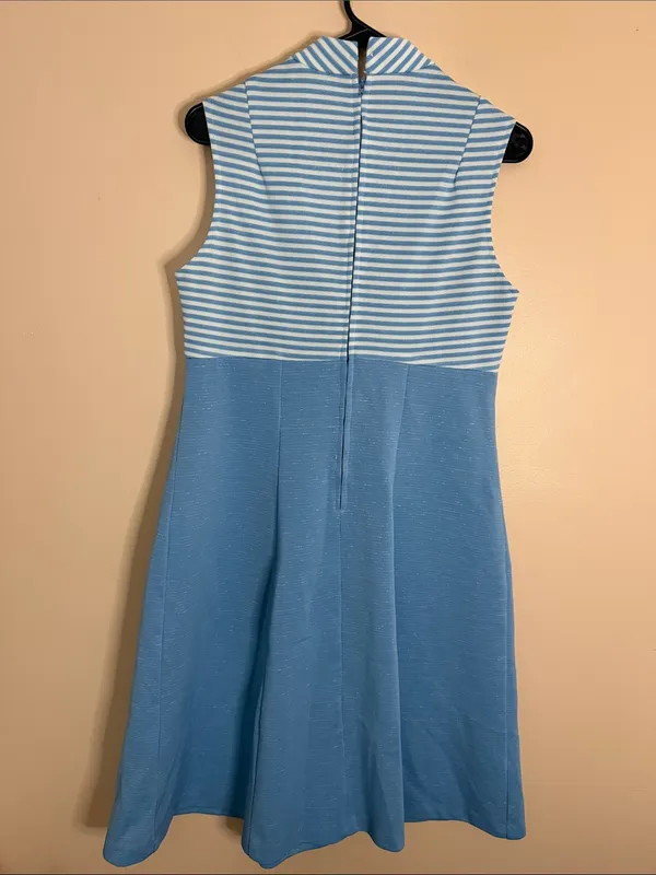 Girls' Light Blue Striped Sleeveless Dress - Image 5