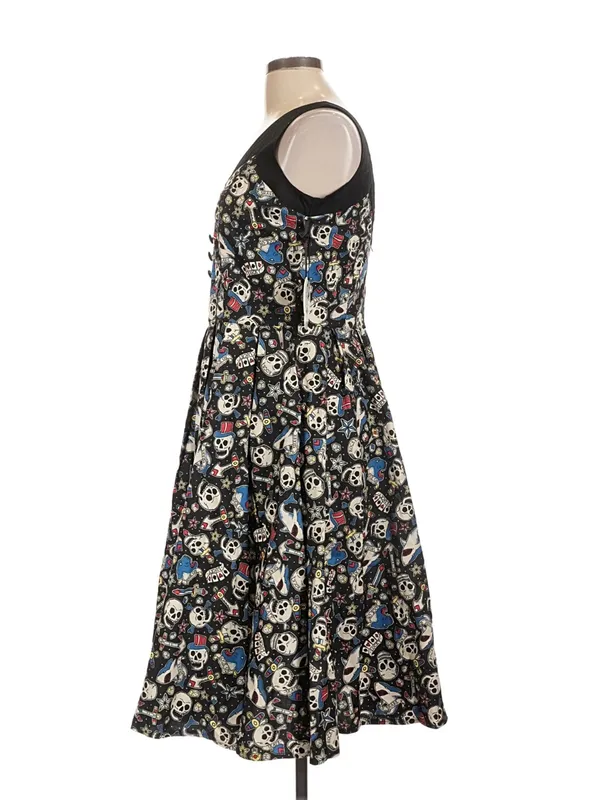 Hell Bunny Black Skull Print V-Neck Fit & Flare Dress - Image 4