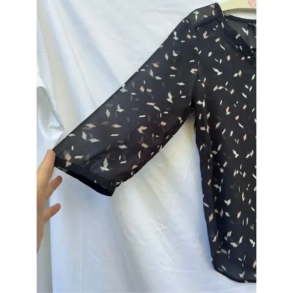 Maurices Black Light Weight 3/4 Length Sleeve Top Woman’s Size Medium - Image 3