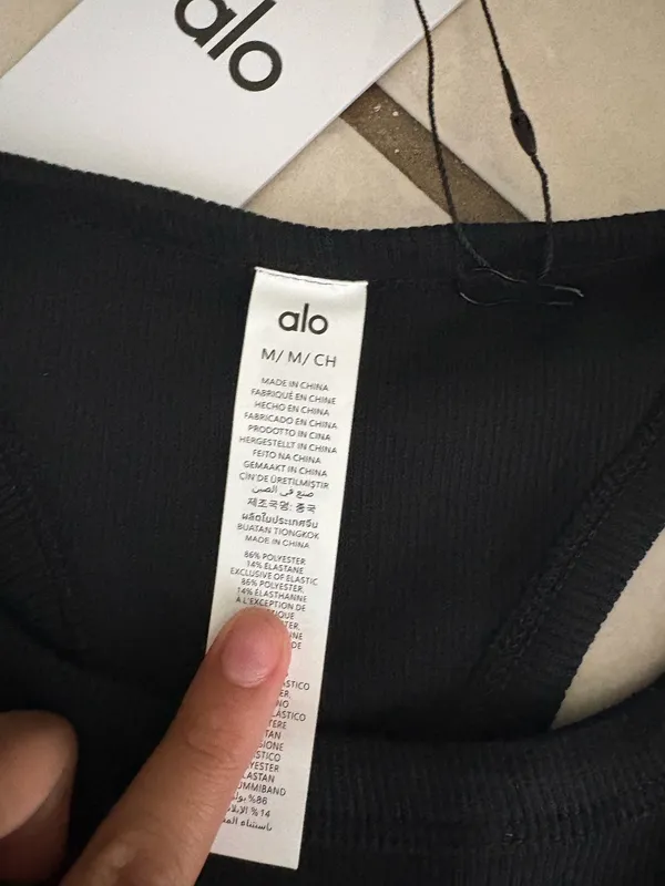 Alo tank top size medium NWTG - Image 2