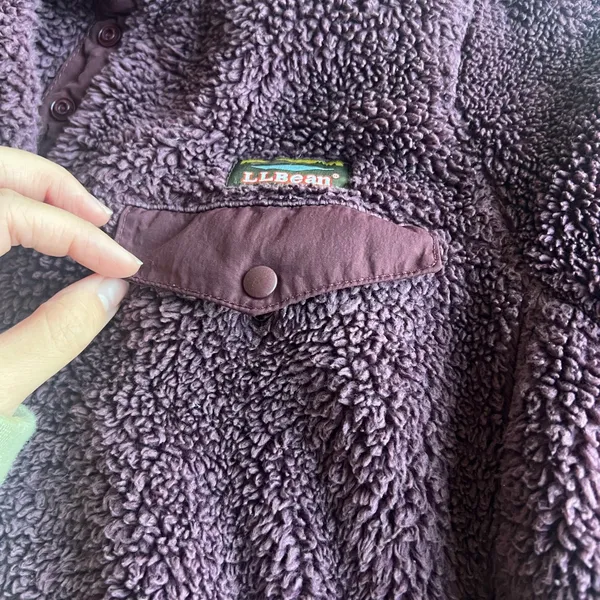 LL Bean Plum Purple Fleece Pullover - Image 4