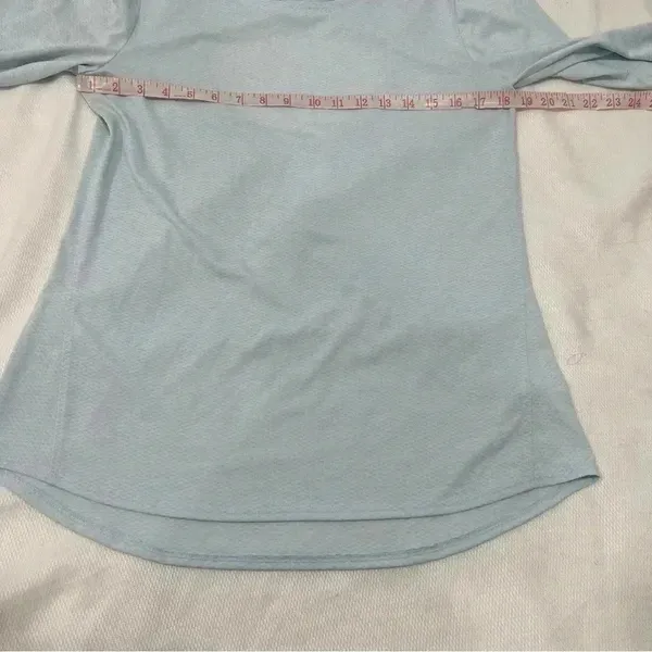 Athleta Open-back Light Blue Long-Sleeve Top size s‎ - Image 5