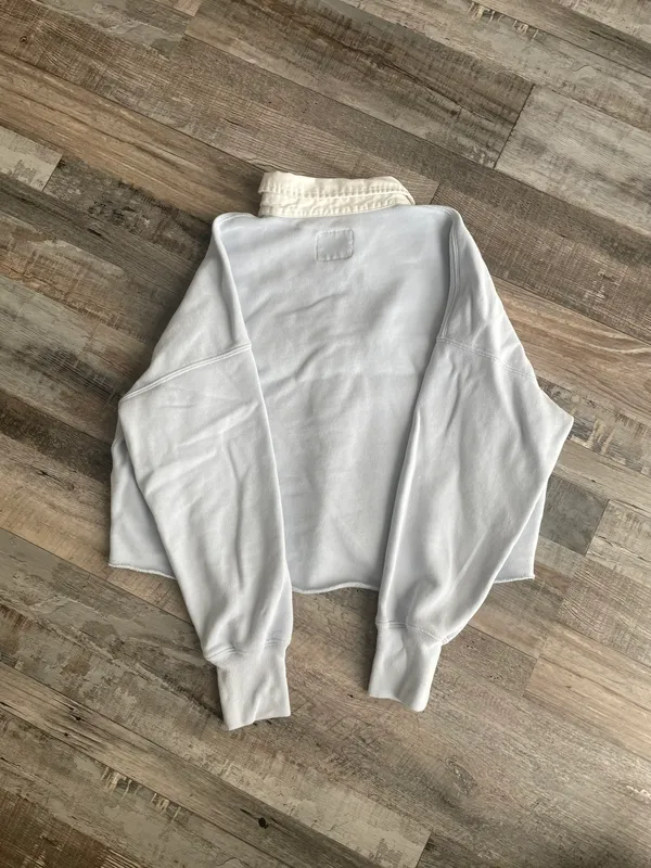 Abercrombie Cropped Sweatshirt - Image 3
