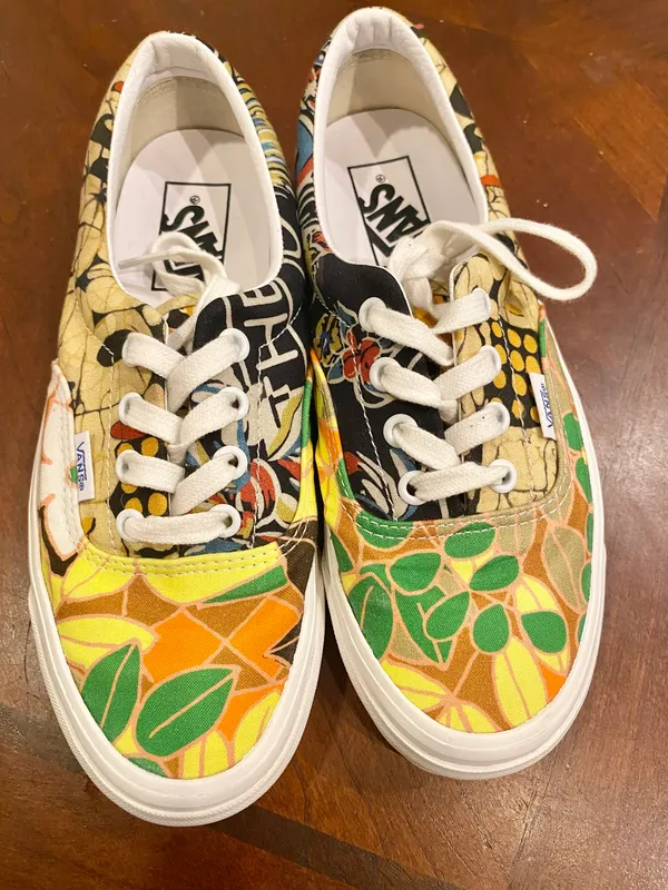 Vans Sneakers. Size 6.5 - Image 2