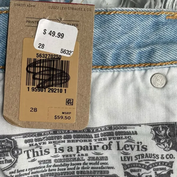 NWT Levi's 501 Original Fit High Rise Denim Distressed Shorts 28 - Image 11