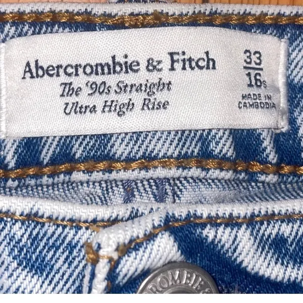 Abercrombie Ultra High Rise 90s Straight Jean size 33/16 - Image 4