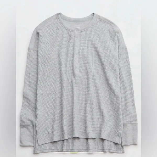 Aerie Offline Gray Way back Waffle Long Sleeve Henley T-Shirt size Large - Image 2