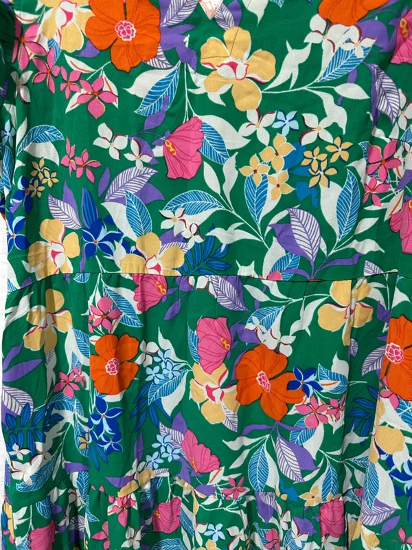 Pretty Garden Floral Cap Sleeve V neck flowy Midi Dress Size XXL new with tags - Image 8
