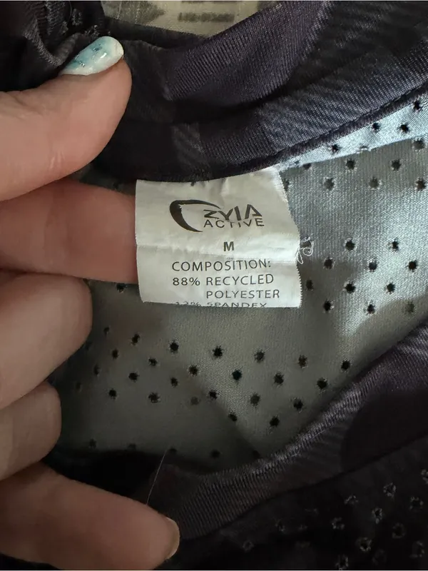 ZYIA Active Camo Perforated Tenniscore Sleeveless Workout Tank Women’s Medium - Image 3