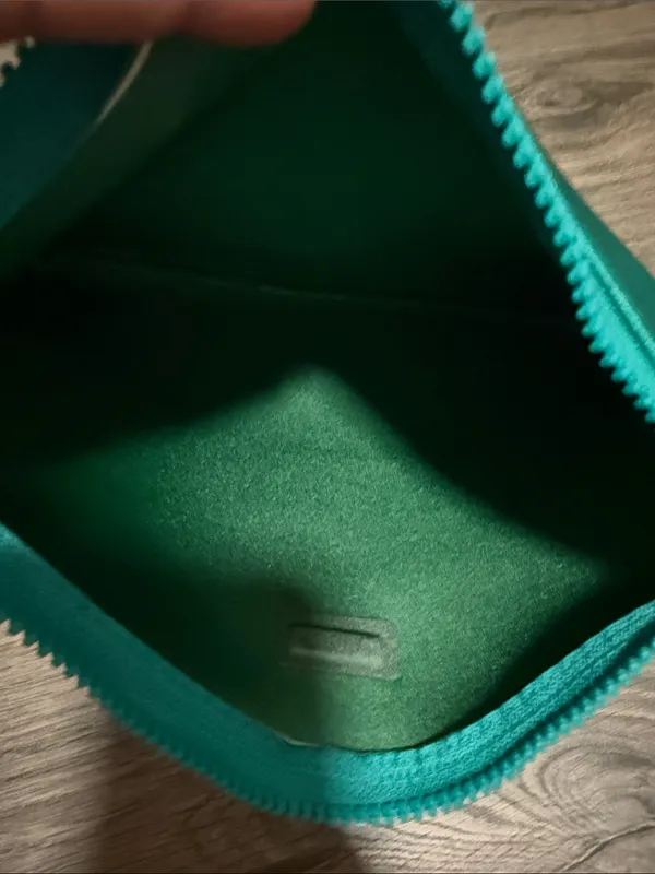 TRIANGL Emerald Green Zip Pouch - Image 3